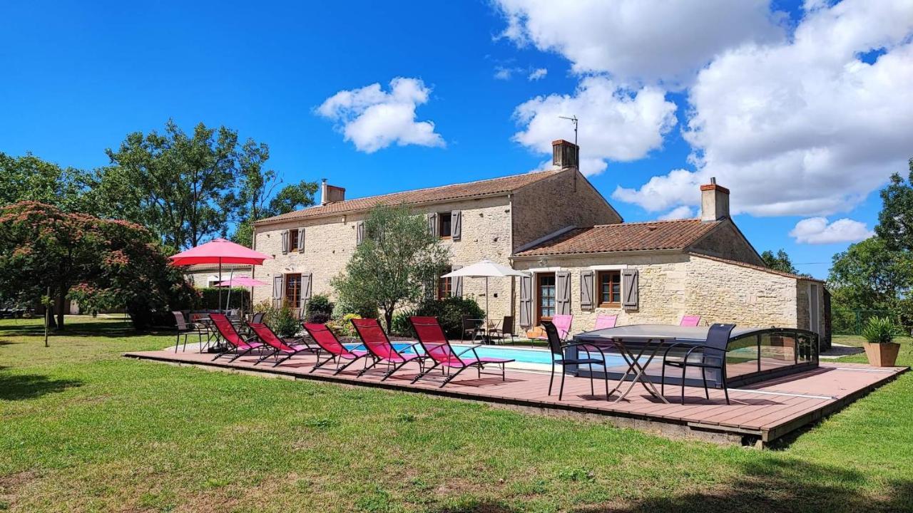 Au Clos Des Templiers Puyravault  Exterior photo